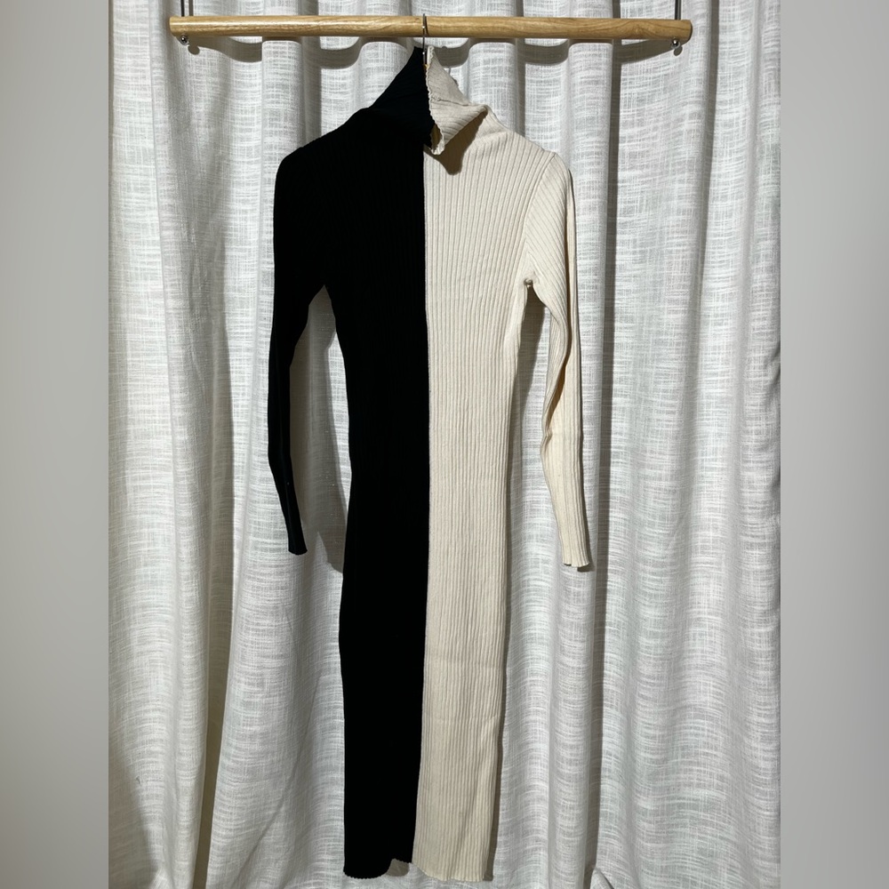 Crescent Women’s Dress